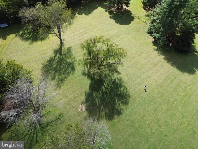 $399,900 | 915 Sportsman Neck Road, Queenstown, MD 21658