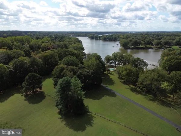 $399,900 | 915 Sportsman Neck Road, Queenstown, MD 21658