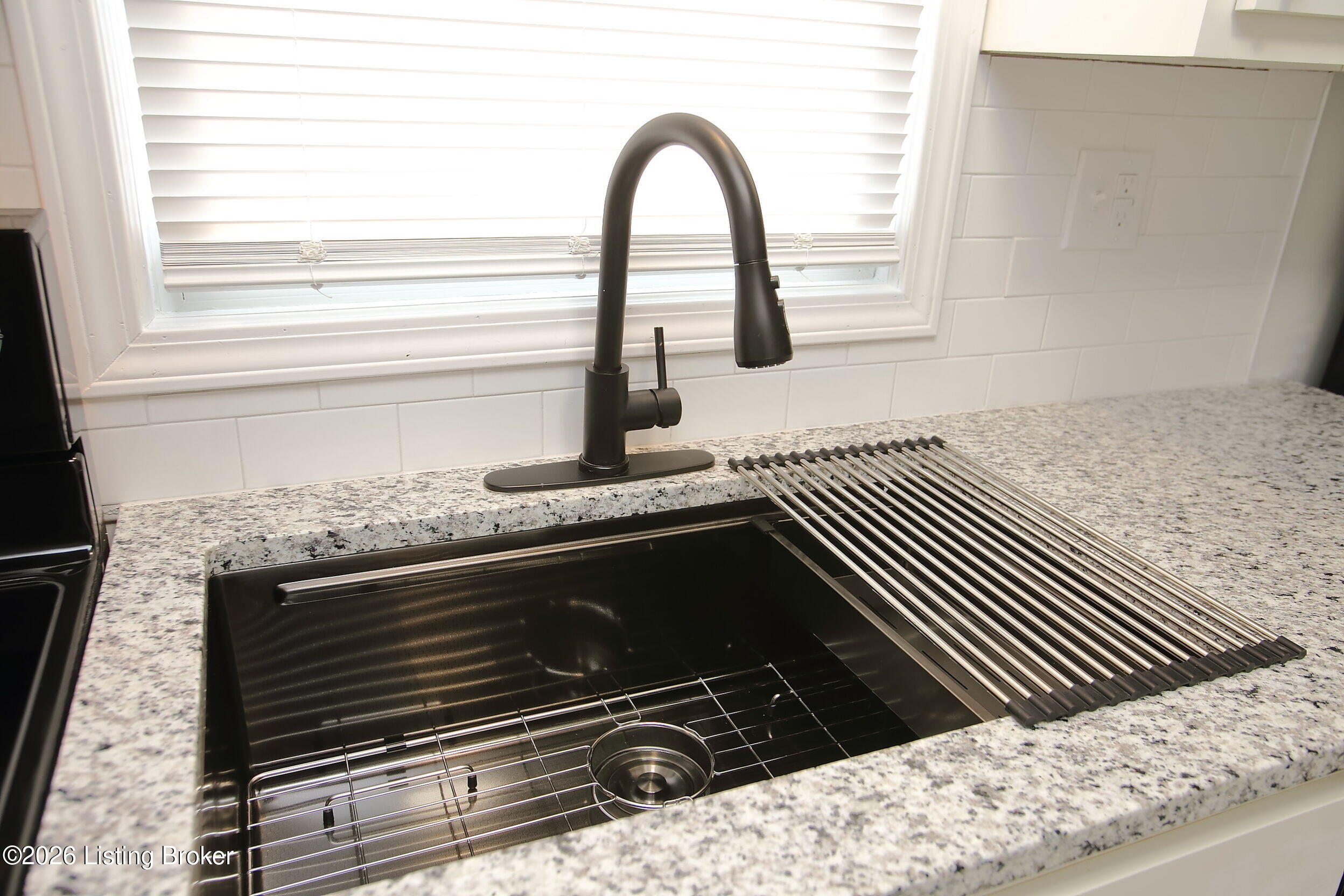 5510 Maryman Road Louisville, KY 40258 - Photo 13 of 29 Kitchen