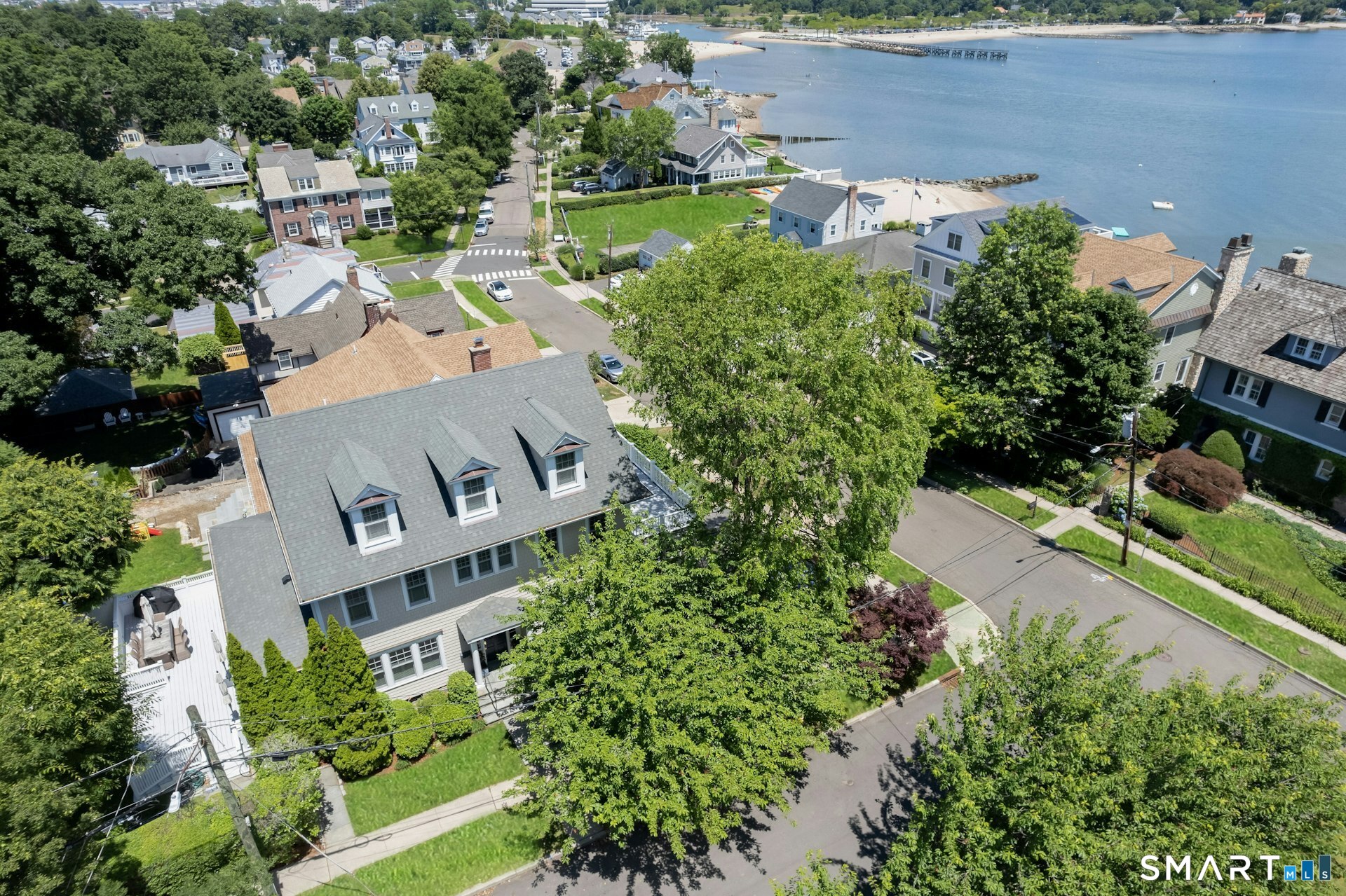 52 Chesterfield Road Stamford, CT 06902 - Photo 37 of 40 Aerial shot
