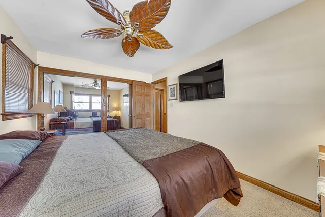 $420,000 | 517 Amherst Avenue, Des Plaines, IL 60016