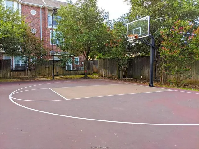 $329,500 | 305 Holleman Drive, Unit 902, College Station, TX 77840