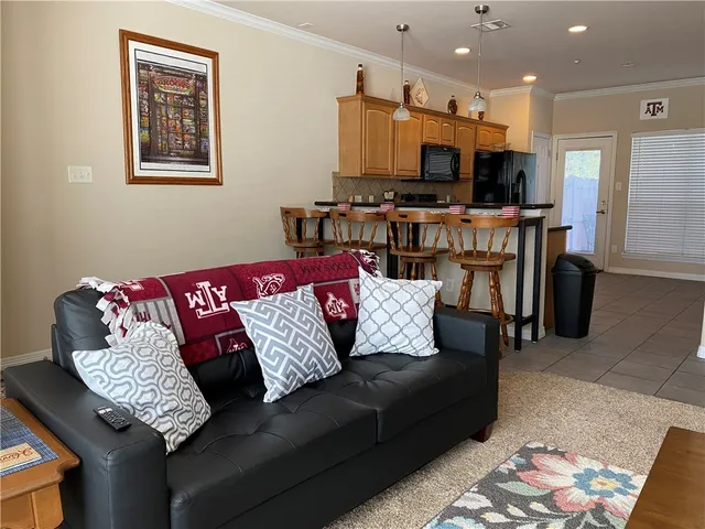 $329,500 | 305 Holleman Drive, Unit 902, College Station, TX 77840