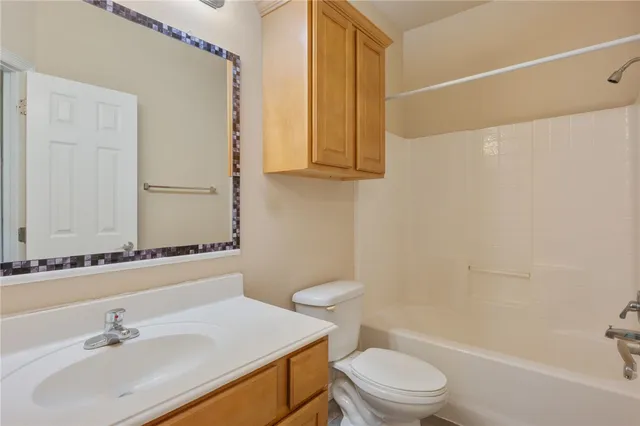 $329,500 | 305 Holleman Drive, Unit 902, College Station, TX 77840