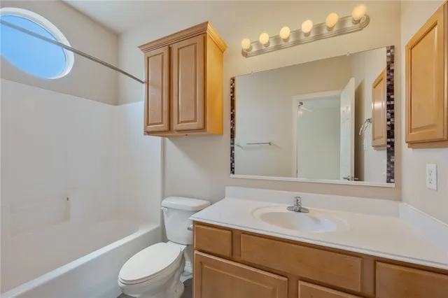 $329,500 | 305 Holleman Drive, Unit 902, College Station, TX 77840