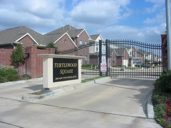 $2,200 | 6807 Turtlewood Drive, Houston, TX 77072