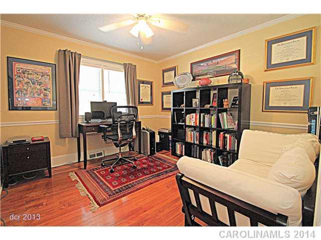 415 Meadowbrook Road, Unit 19 Charlotte, NC 28211 - Photo 14 of 16 Gallery Image 14