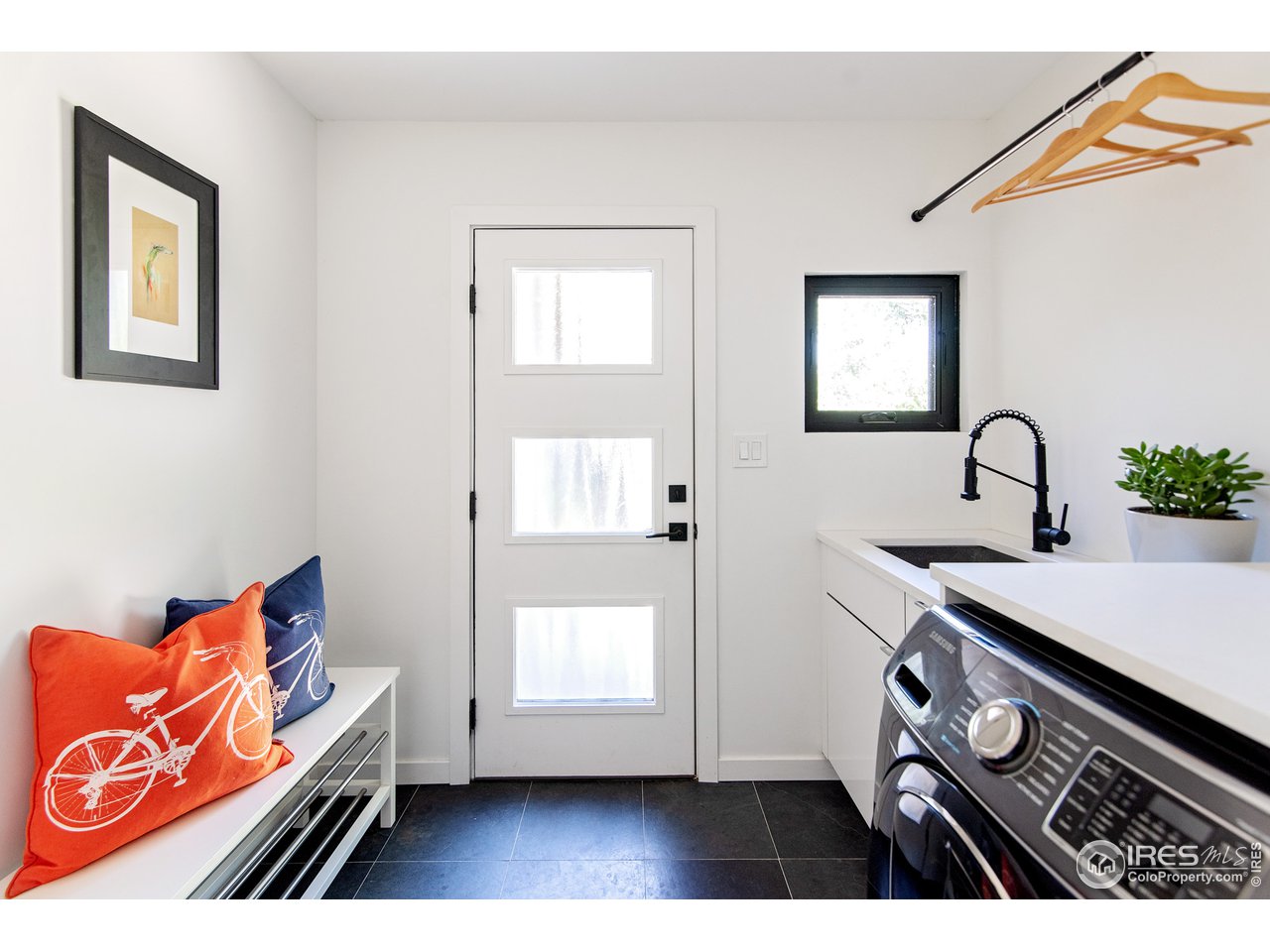 8835 Pine Cone Lane Niwot, CO 80503 - Photo 25 of 32 mudroom