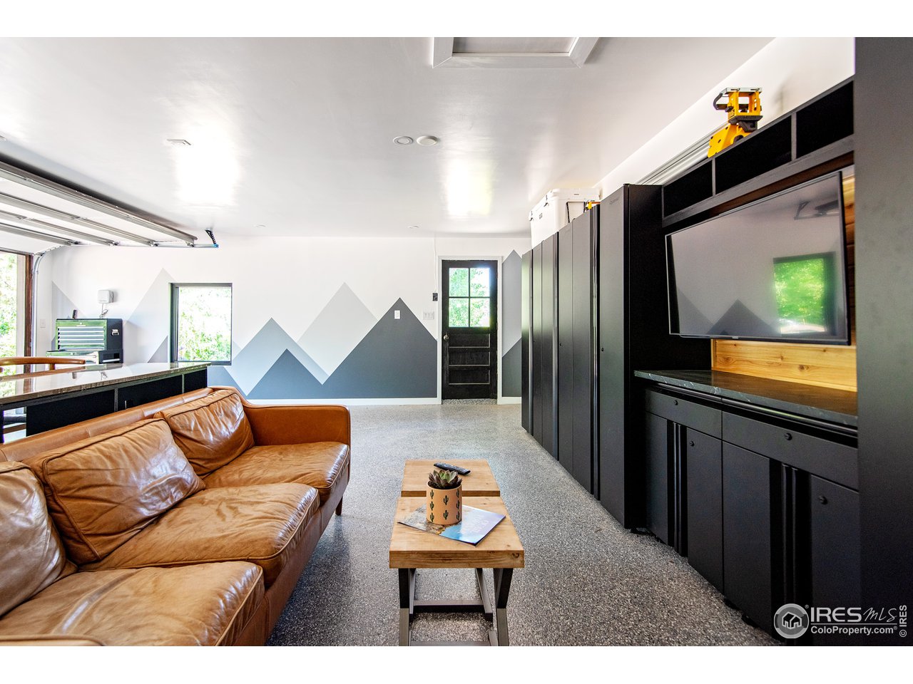 8835 Pine Cone Lane Niwot, CO 80503 - Photo 26 of 32 dialed, insulated garage with extra room