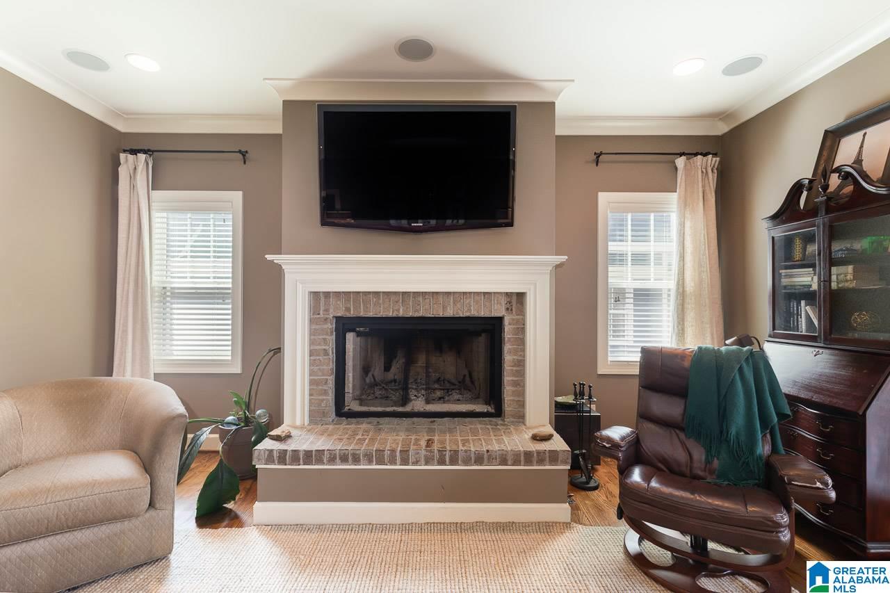 909 Highland Road Birmingham, AL 35209 - Photo 5 of 40