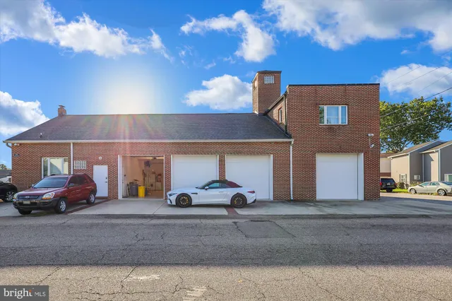a building view with sitting space