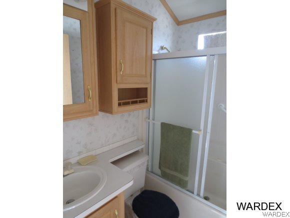2000 Ramar Road, Unit 286 Bullhead City, AZ 86442 - Photo 6 of 18 Master Bath