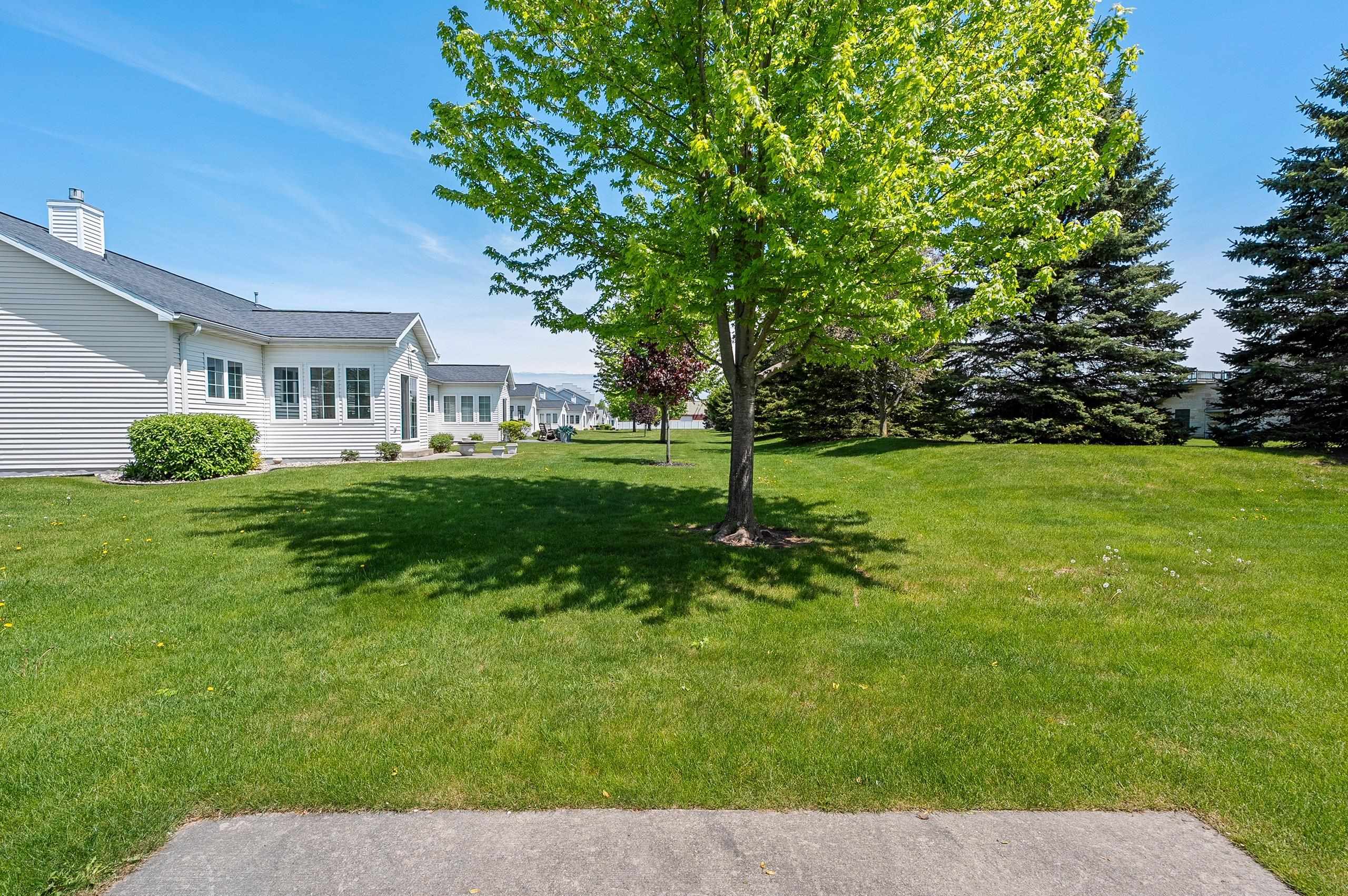 923 Windtree Drive Appleton, WI 54914 - Photo 7 of 54
