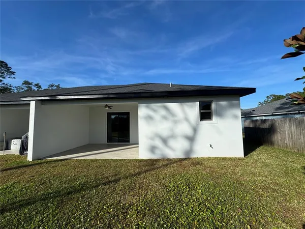 $1,695 | 15 Regent Lane, Palm Coast, FL 32164