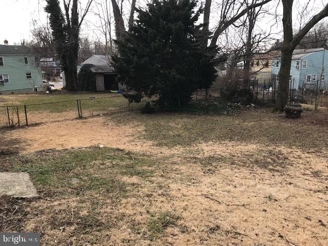 268 West Roland Road Brookhaven, PA 19015 - Photo 25 of 26 Backyard