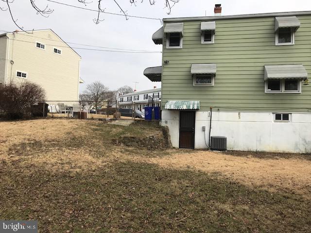 268 West Roland Road Brookhaven, PA 19015 - Photo 26 of 26 Backyard