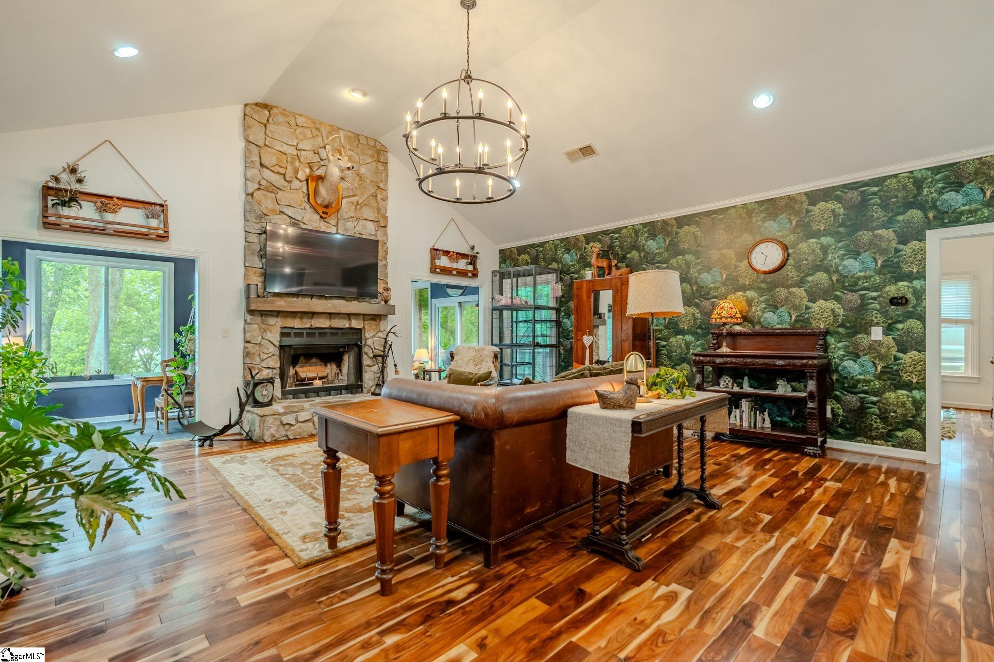 130 Raptor Way Landrum, SC 29356 - Photo 5 of 39