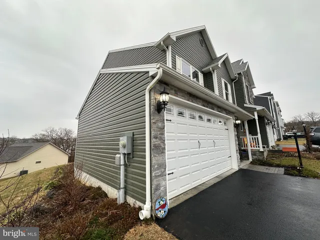 $299,000 | 11115 Gopher Drive North, Waynesboro, PA 17268