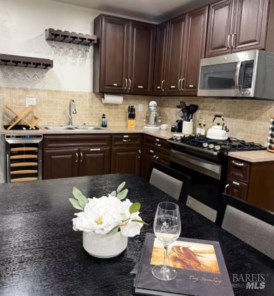 945 Ohio Street Fairfield, CA 94533 - Photo 8 of 53