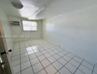 $1,500 | 8320 Southwest 65th Avenue, Unit J10A, Miami, FL 33143
