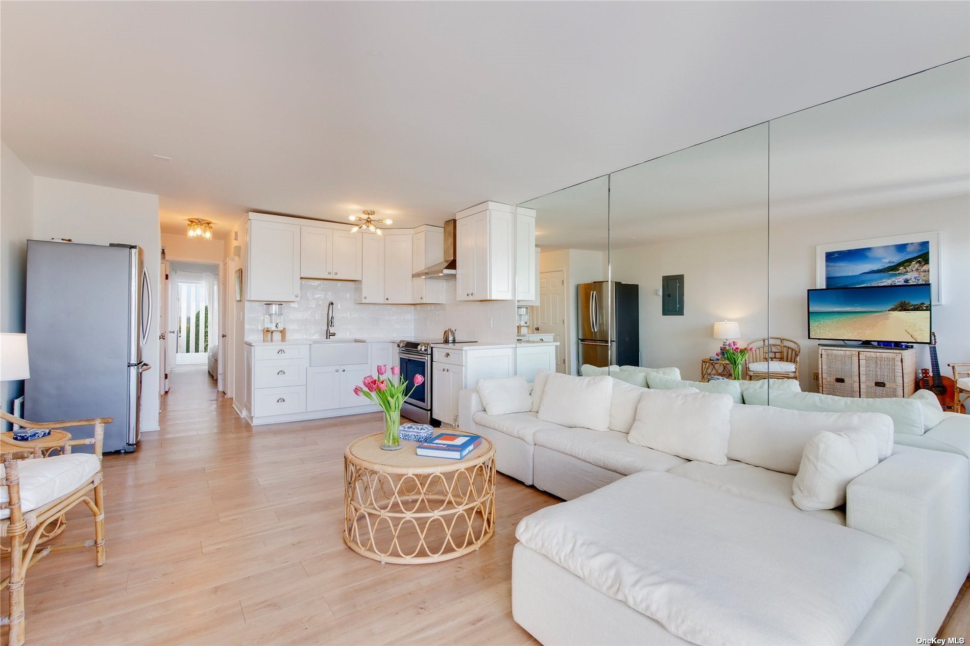 274 Westhampton Beach, undefined 00000 - Photo 3 of 21 Open Concept Living (TV virtually enhanced)