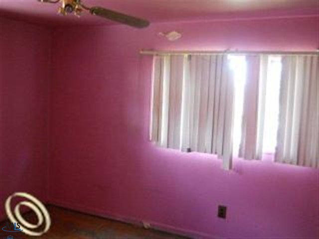29997 Spring Arbor Drive Inkster, MI 48141 - Photo 4 of 7 31108669-3.JPG