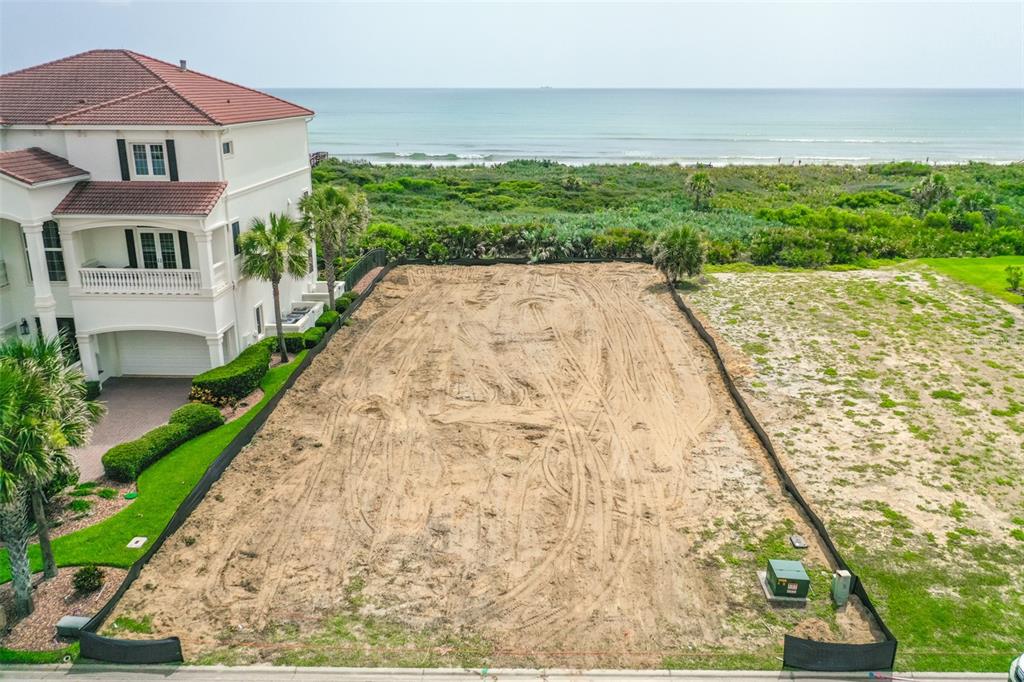 29 Ocean Ridge Boulevard Palm Coast, FL 32137 - Photo 16 of 51 a view of swimming pool with a garden