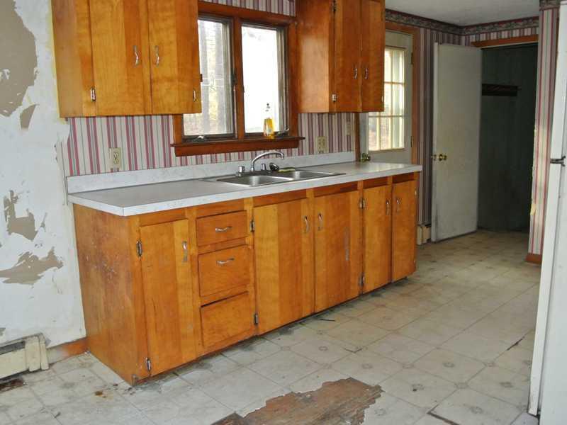 87 Rabbit Valley Road Oxford, ME 04270 - Photo 7 of 11 Kitchen.