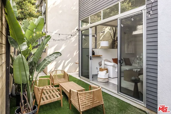 $15,000 | 844 California Avenue, Venice, CA 90291