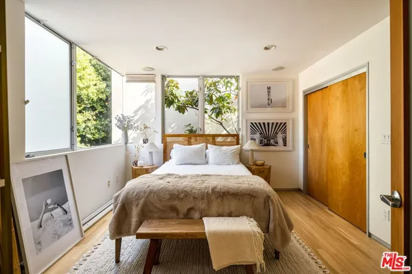 $15,000 | 844 California Avenue, Venice, CA 90291