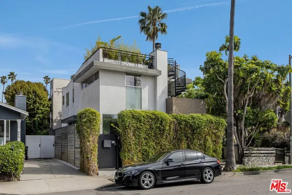 $15,000 | 844 California Avenue, Venice, CA 90291