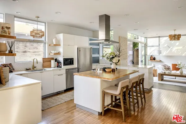 $15,000 | 844 California Avenue, Venice, CA 90291