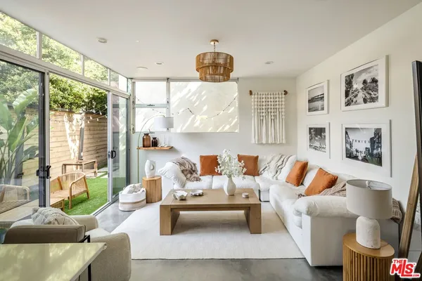 $15,000 | 844 California Avenue, Venice, CA 90291