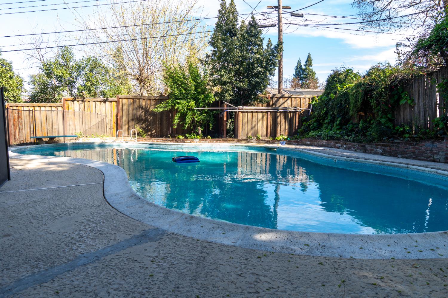4220 Elva Way Sacramento, CA 95821 - Photo 42 of 52 a view of a small yard