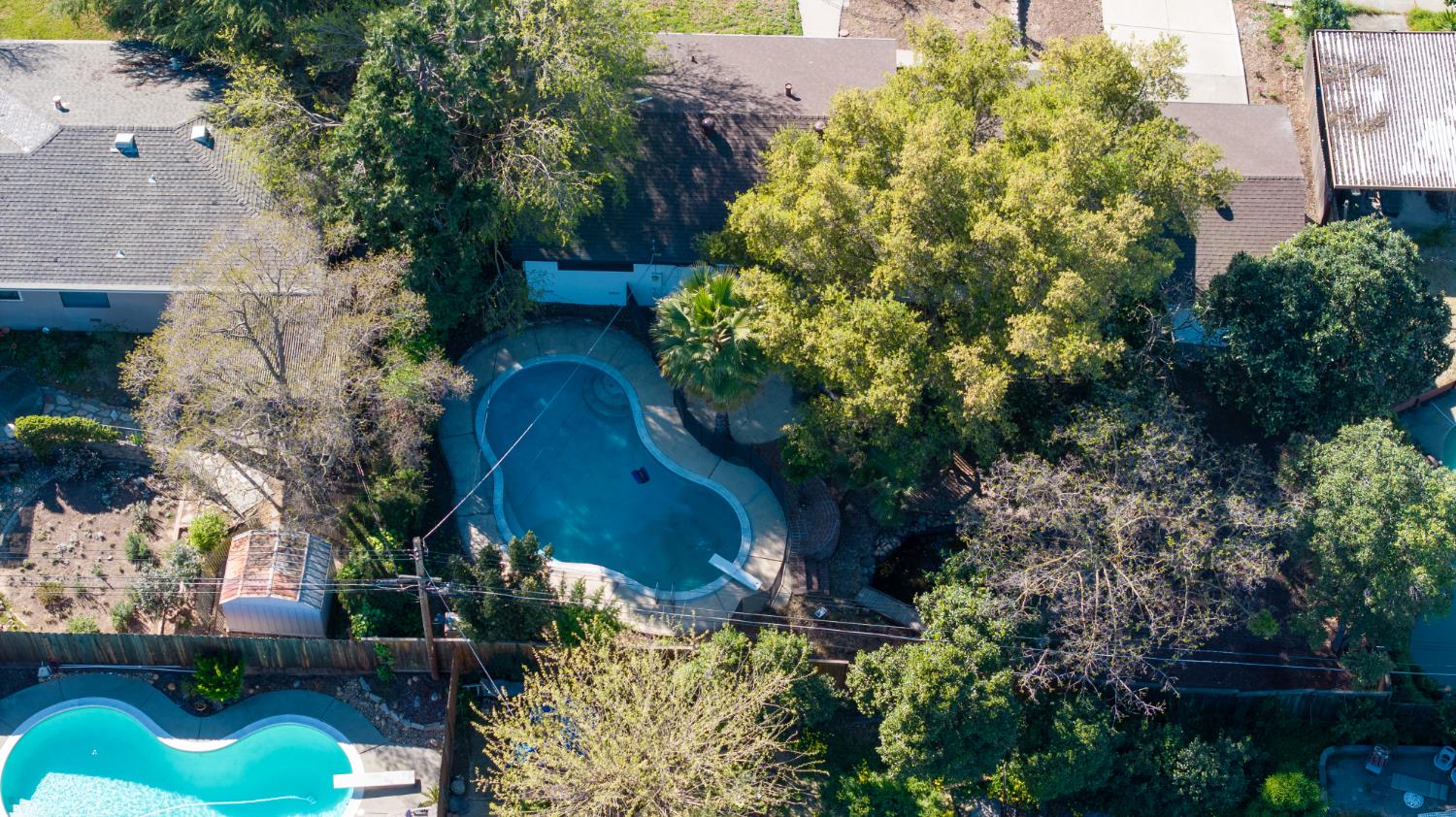 4220 Elva Way Sacramento, CA 95821 - Photo 52 of 52 an aerial view of a house with a yard and garden