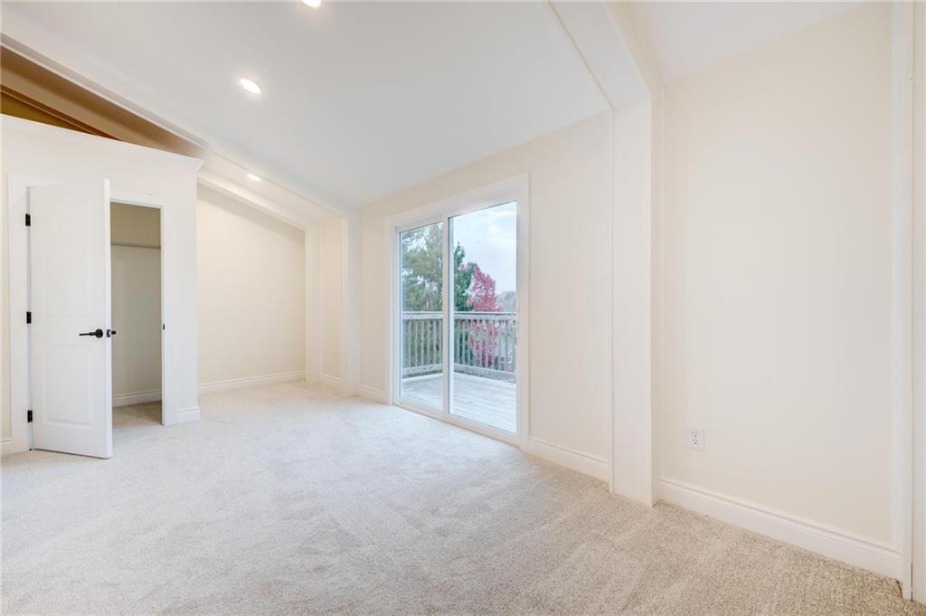 18 Seneca Road Pittsburgh, PA 15241 - Photo 17 of 25 an empty room with windows