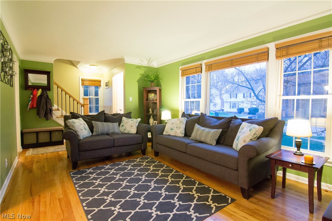 4052 Charlton Road Cleveland, OH 44121 - Photo 5 of 23 Gallery Image 5