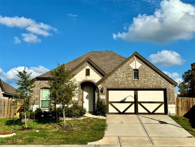 $2,300 | 17830 Typhoon Way, Crosby, TX 77532