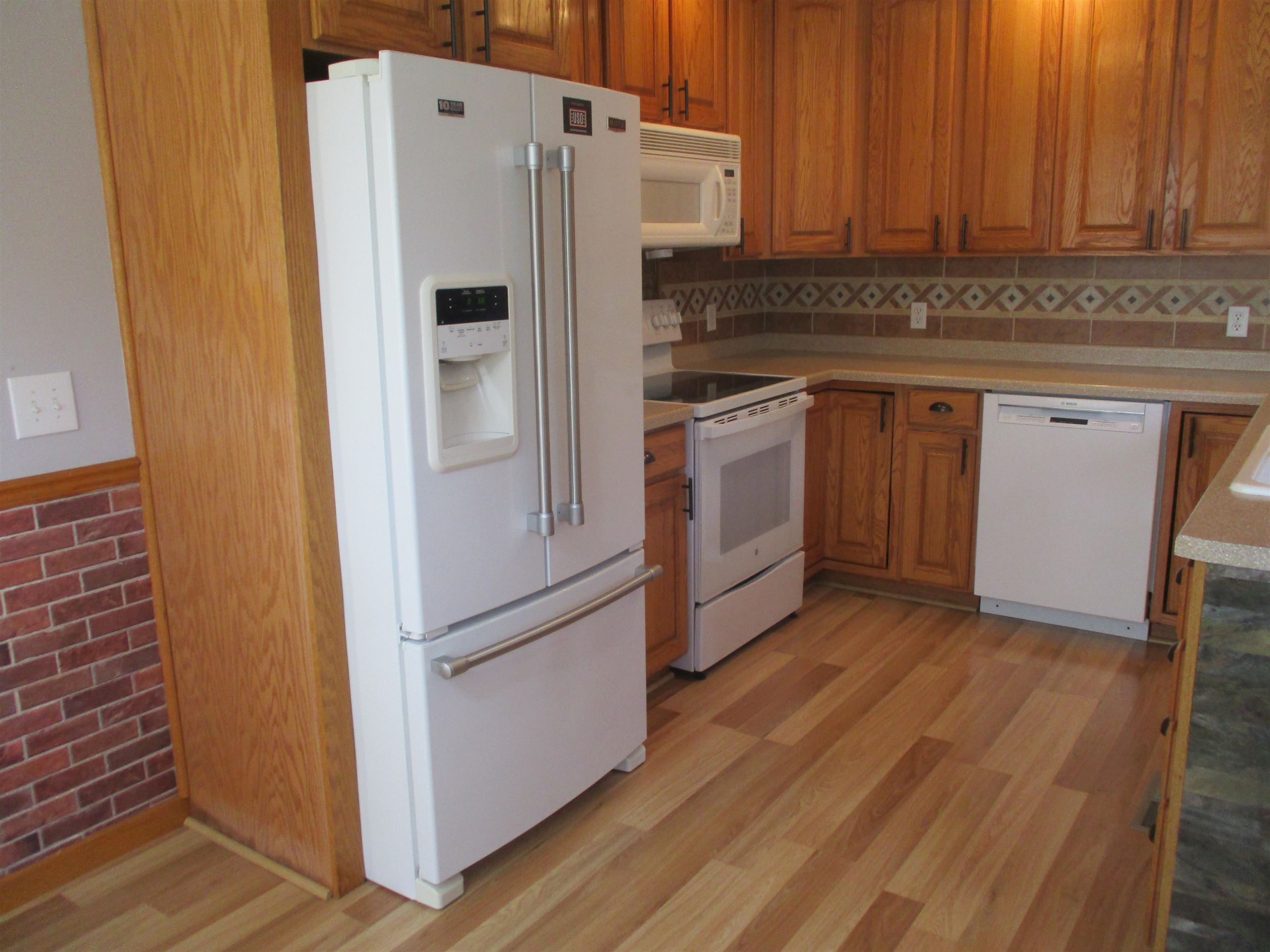 30694 County Road West Elroy, WI 53929 - Photo 13 of 84