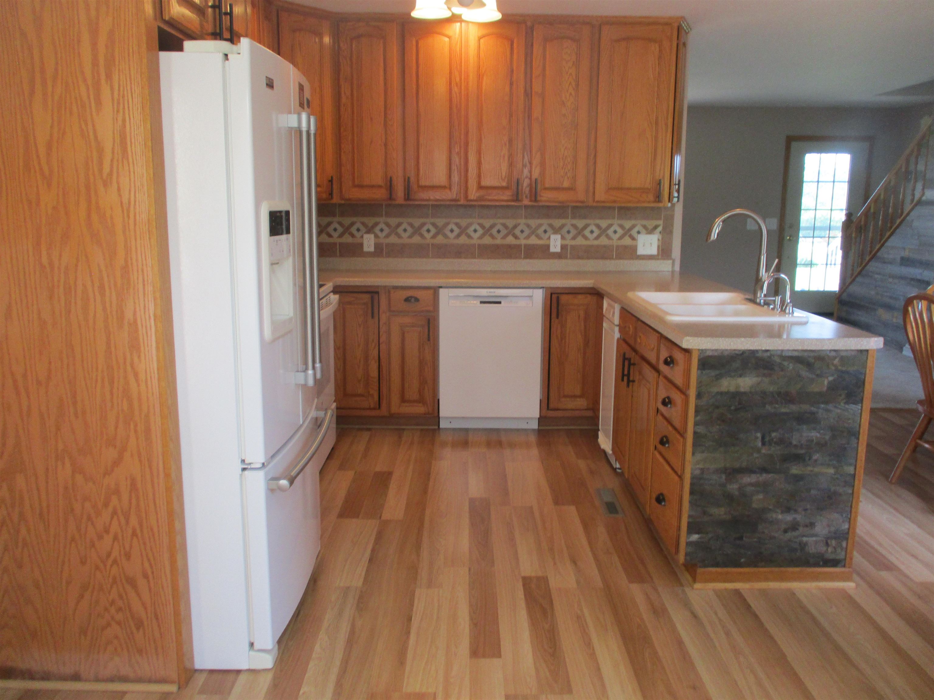 30694 County Road West Elroy, WI 53929 - Photo 6 of 84