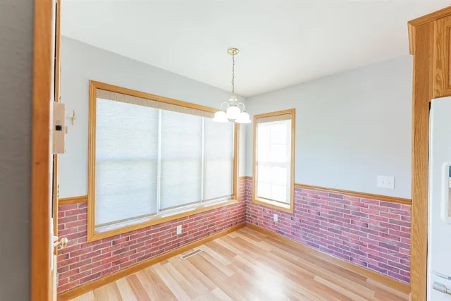 $599,000 | 30694 County Road West, Elroy, WI 53929