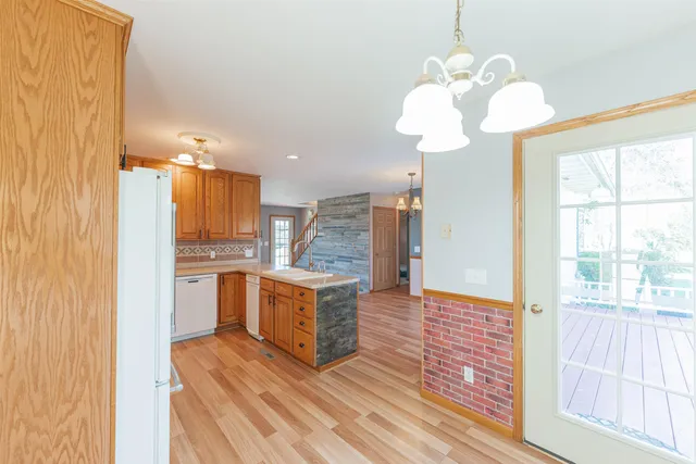 $599,000 | 30694 County Road West, Elroy, WI 53929