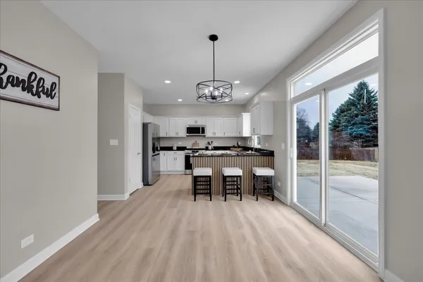 $529,900 | 555 Bluestem Drive, Yorkville, IL 60560