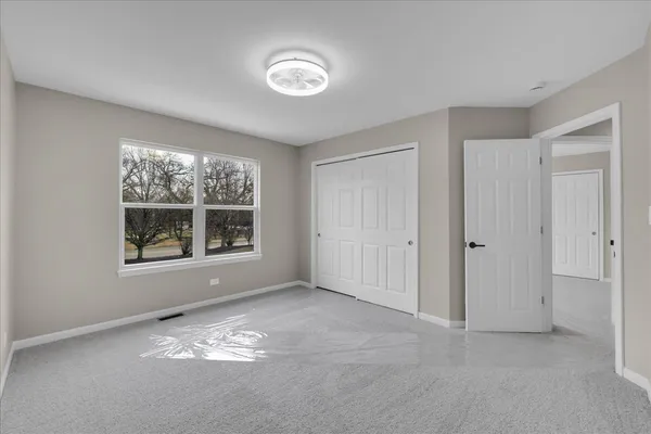 $529,900 | 555 Bluestem Drive, Yorkville, IL 60560
