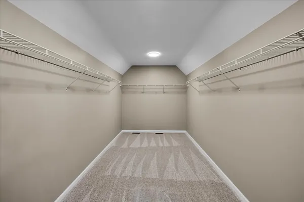 $529,900 | 555 Bluestem Drive, Yorkville, IL 60560