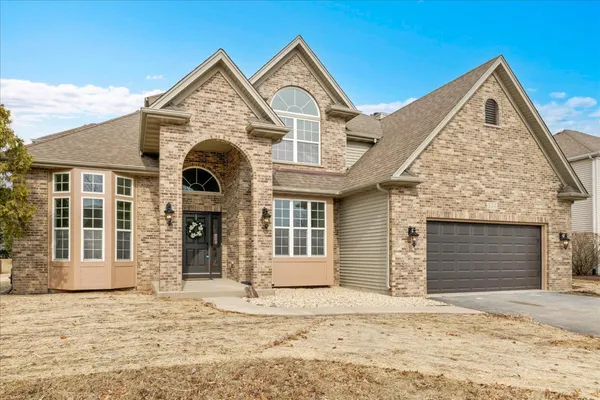 $529,900 | 555 Bluestem Drive, Yorkville, IL 60560