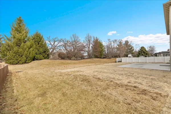 $529,900 | 555 Bluestem Drive, Yorkville, IL 60560
