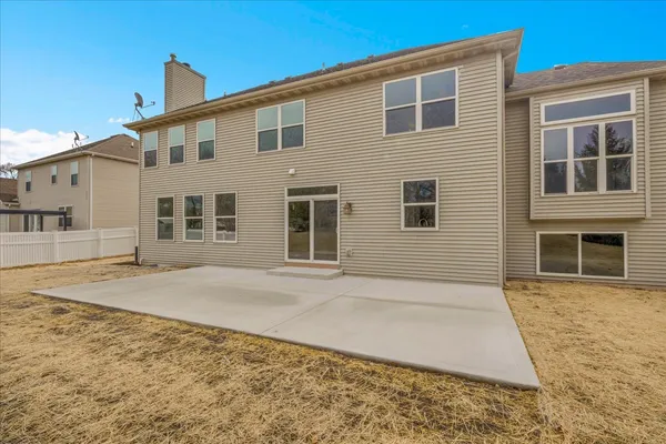 $529,900 | 555 Bluestem Drive, Yorkville, IL 60560