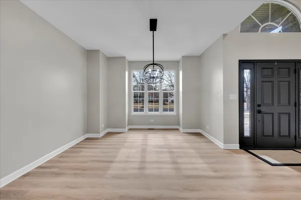 $529,900 | 555 Bluestem Drive, Yorkville, IL 60560