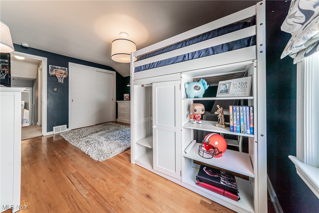 5165 East Farnhurst Road Cleveland, OH 44124 - Photo 18 of 26 Gallery Image 18
